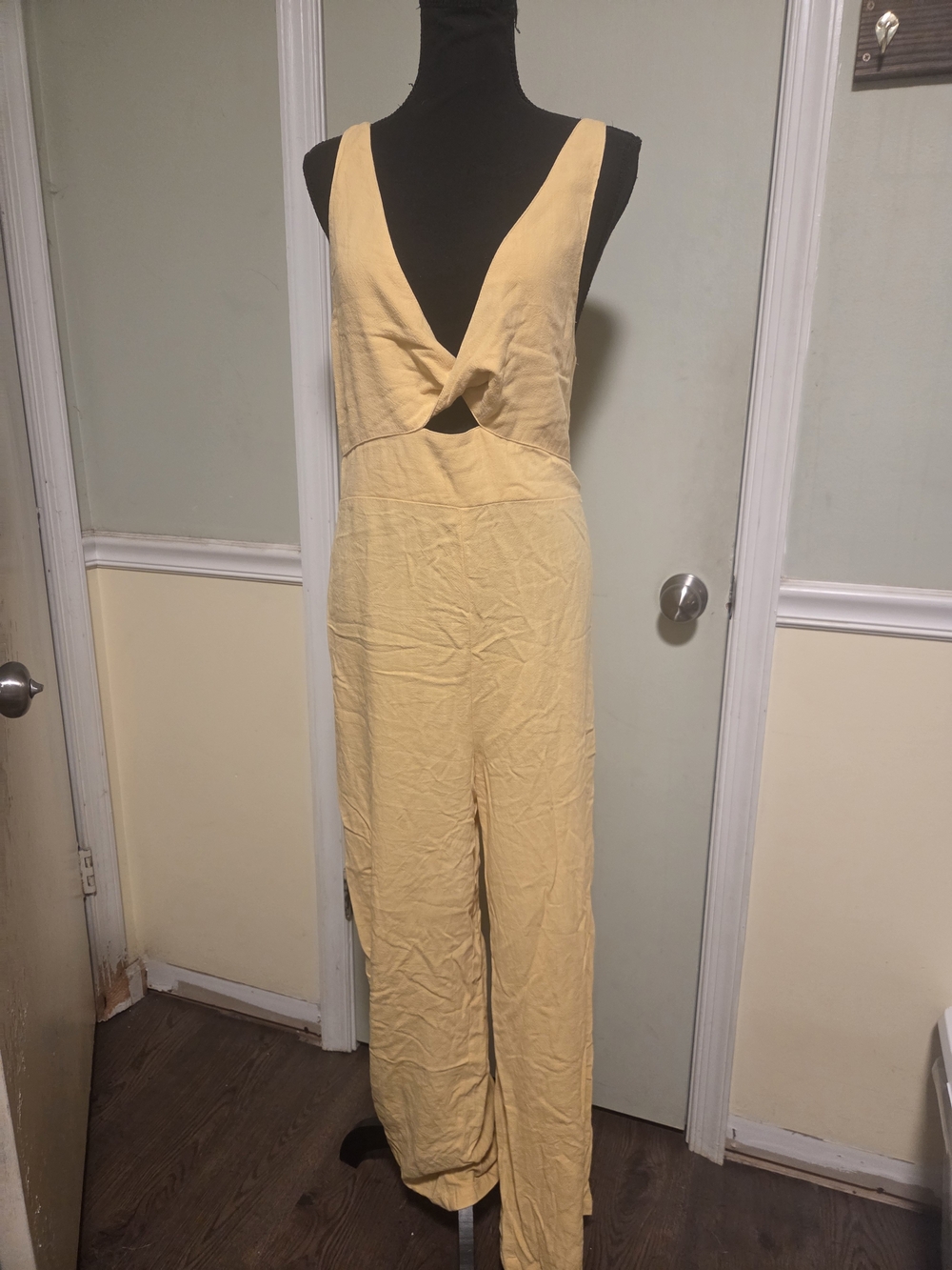 Sleeveless Yellow Twist-Front Wide-Leg Jumpsuit